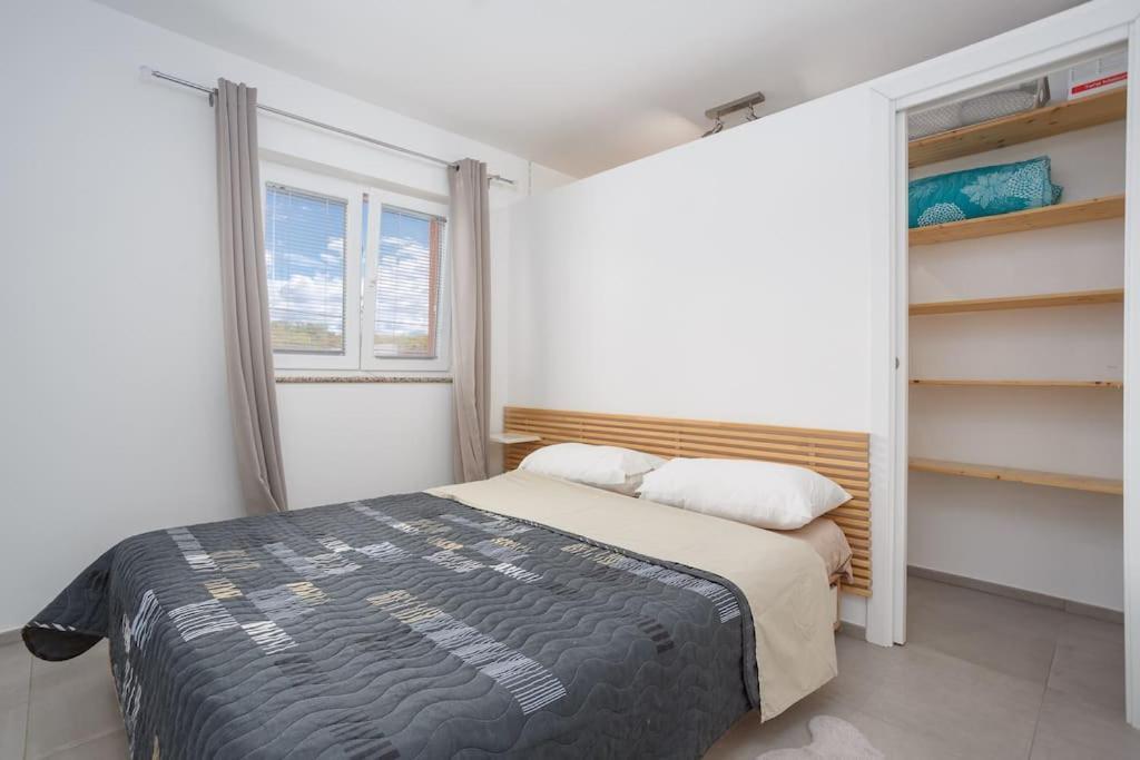 Family Village Apartment Vrh  Buitenkant foto